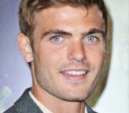 Alex Roe