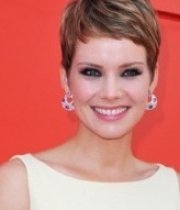Andrea Osvárt
