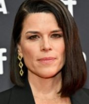 Neve Campbell